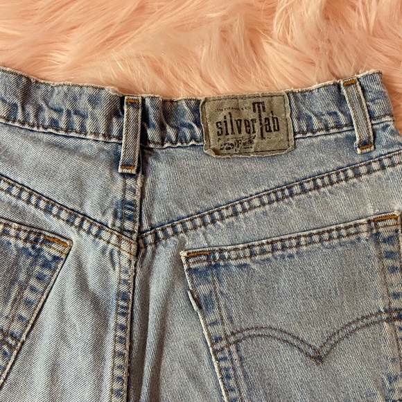 Vintage Levis SilverTab Loose Womens High Rise Shorts 11/12 M (30) Blue Wash - Picture 3 of 7